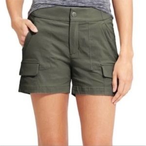 Athleta Trekkie Cargo Shorts